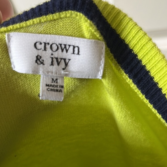 XL green button up with M blue dragonfly cardigan. - Picture 5 of 6